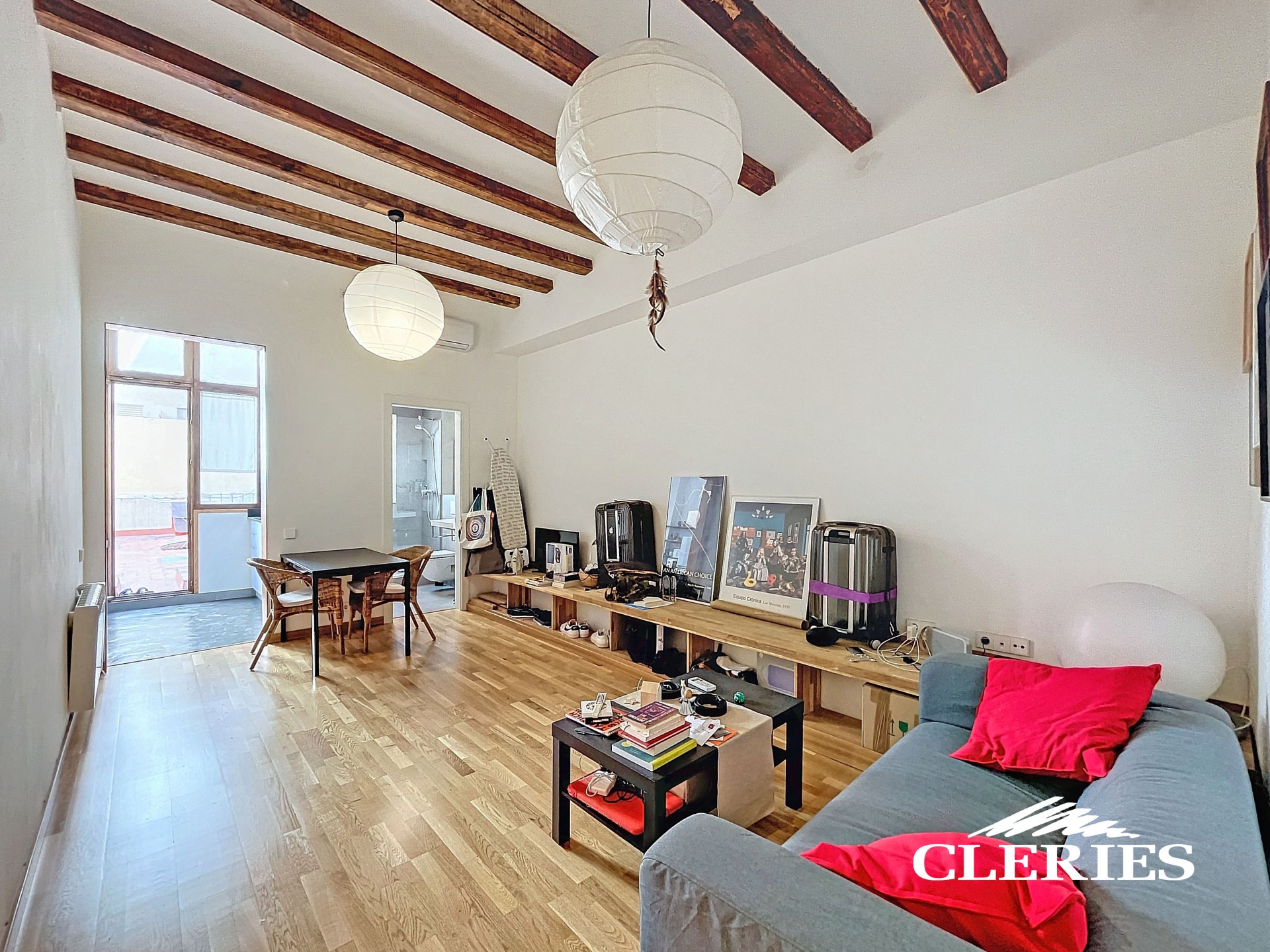 /RealEstateImages/6571/Piso_Venta_Sants_Barcelona_Cleries_00.jpg